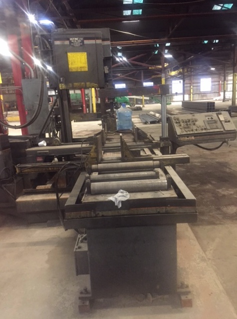 1999 HEM V120HA Vertical Auto-Mitering Bandsaw (#1619)